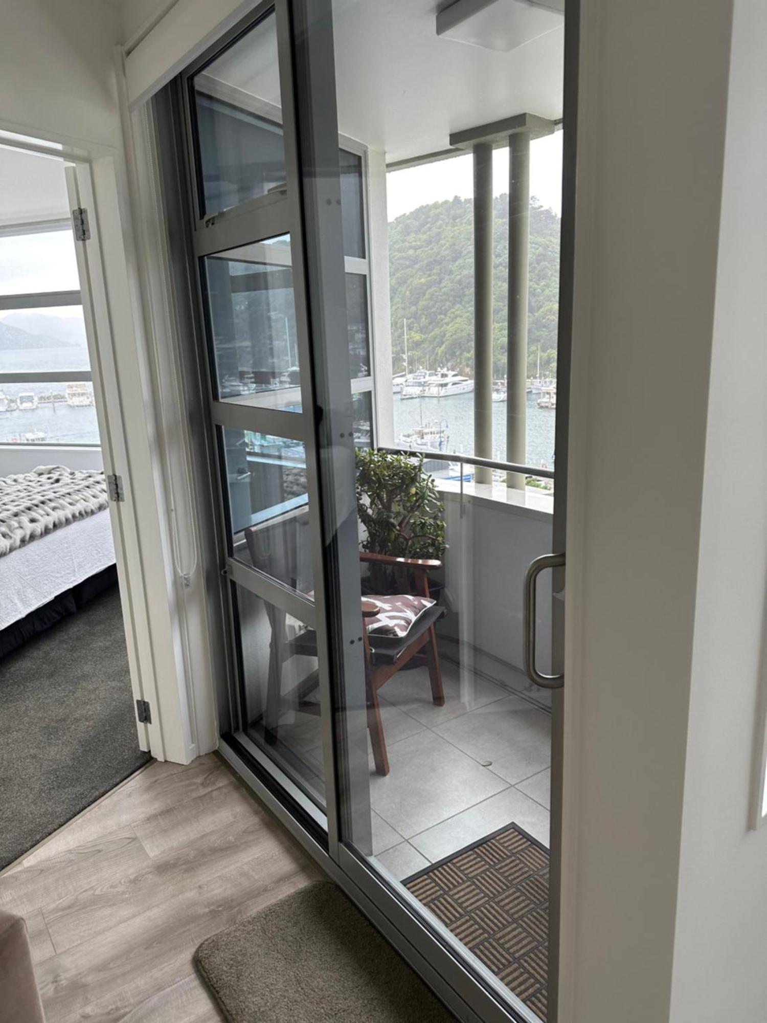 Picton Waterfront Apartments Bagian luar foto