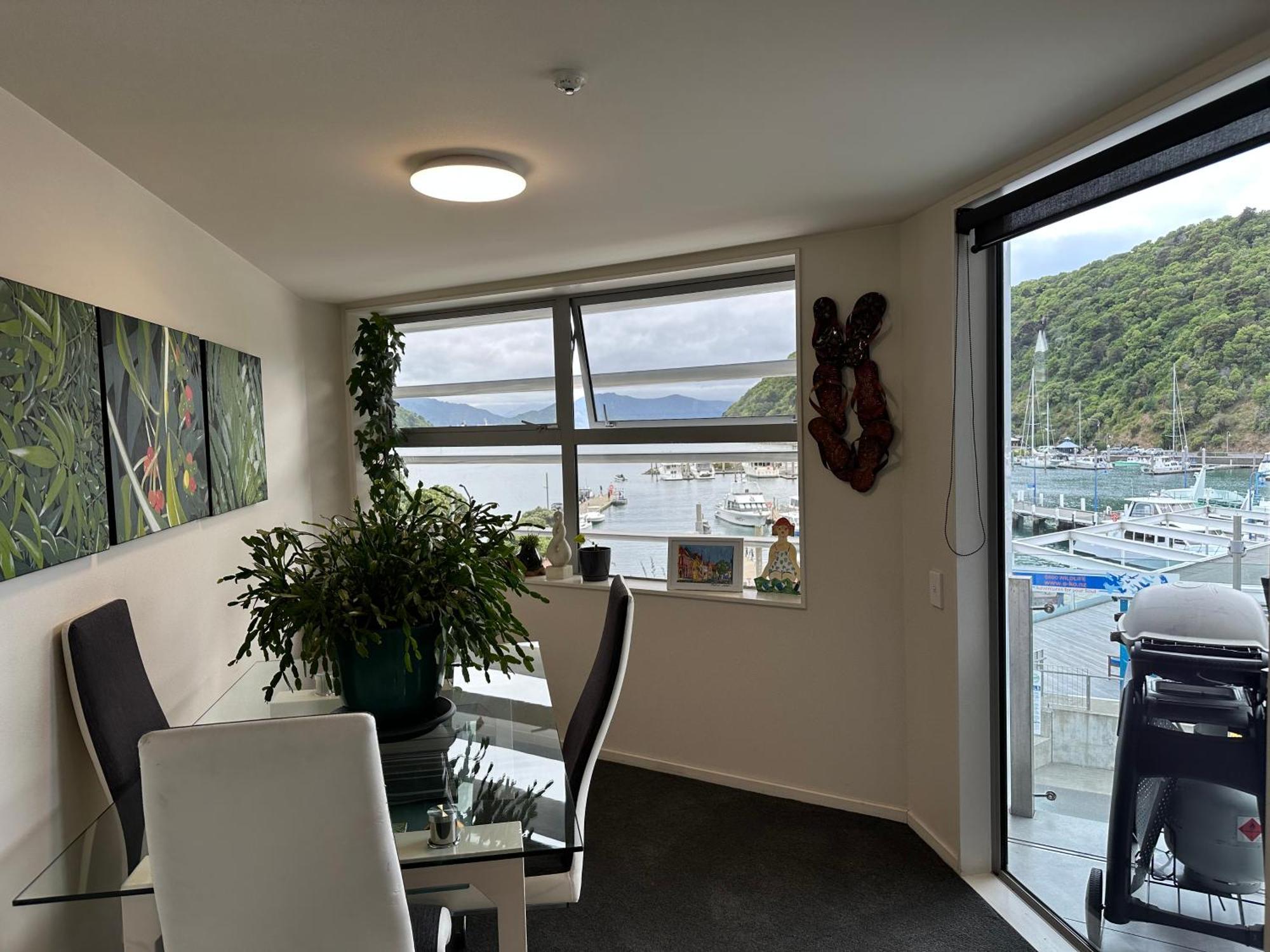 Picton Waterfront Apartments Bagian luar foto